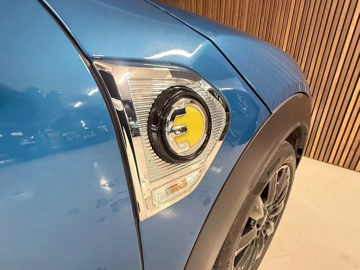 1.5 Cooper ALL4 MINI Yours