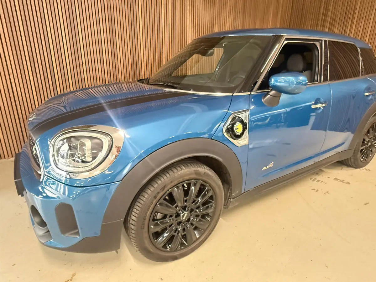 1.5 Cooper ALL4 MINI Yours