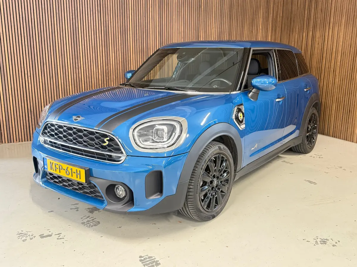 1.5 Cooper ALL4 MINI Yours