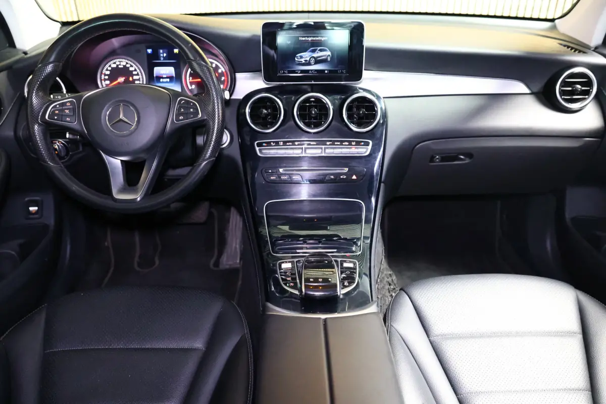 250 4MATIC Sport Edition Premium Plus NAVI CLIMA CAMERA BT LED '16