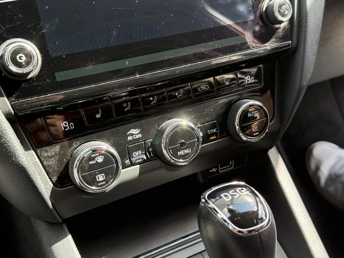 1.0 TSI Greentech Style Business | Automaat | Carplay | Trekhaak