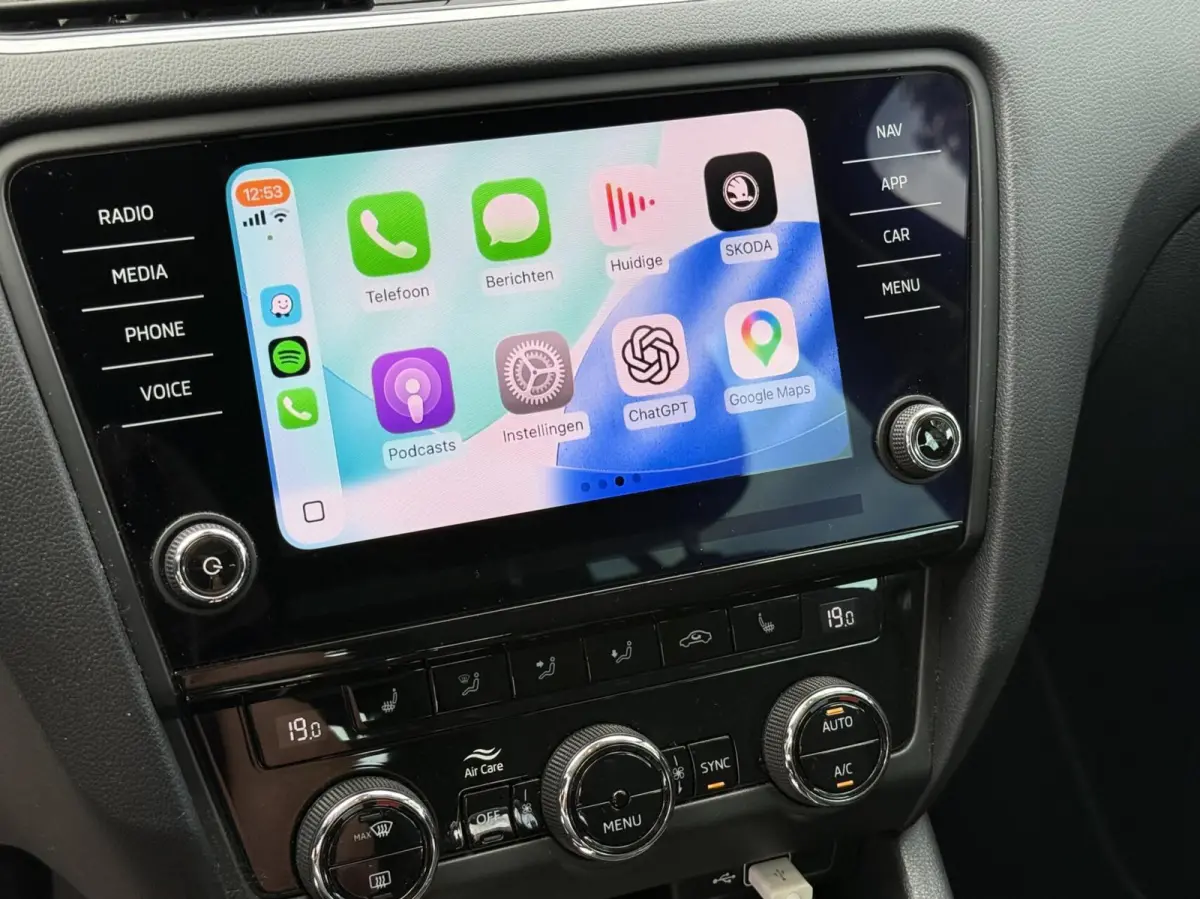 1.0 TSI Greentech Style Business | Automaat | Carplay | Trekhaak