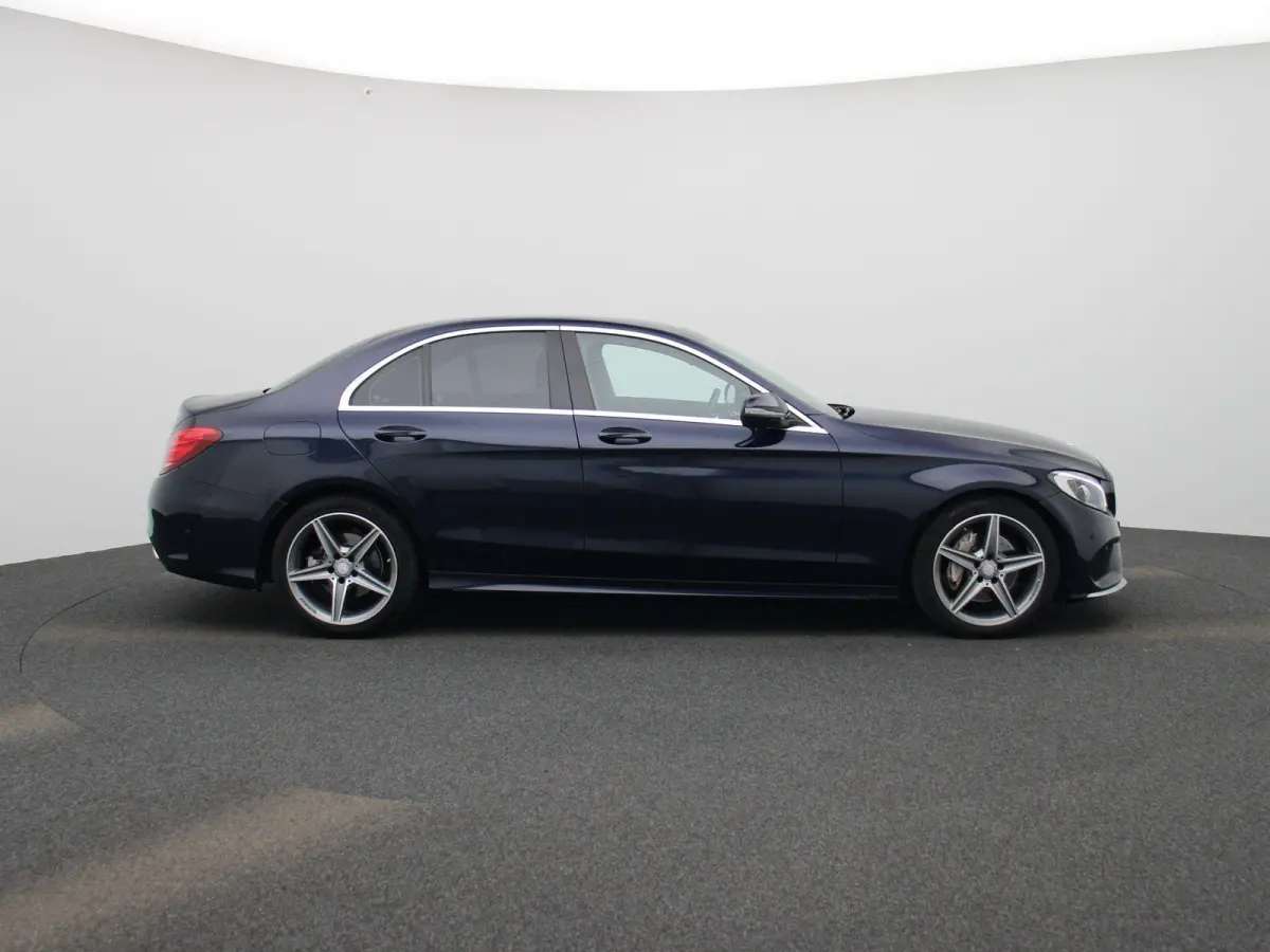 180 AMG Sport Edition | Achteruitrijcamera | Parkeersensoren | Airco | Cruise Control |