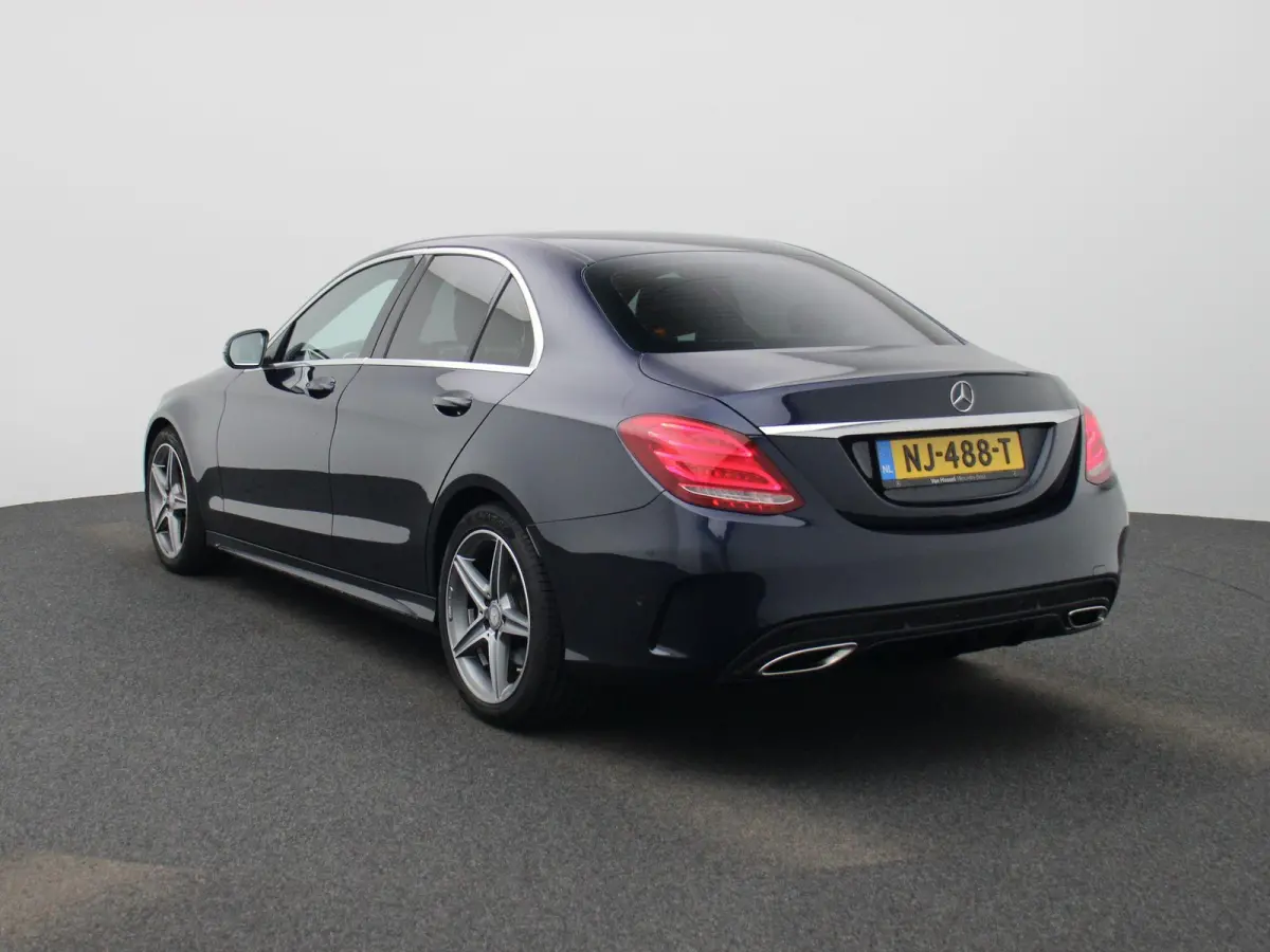 180 AMG Sport Edition | Achteruitrijcamera | Parkeersensoren | Airco | Cruise Control |