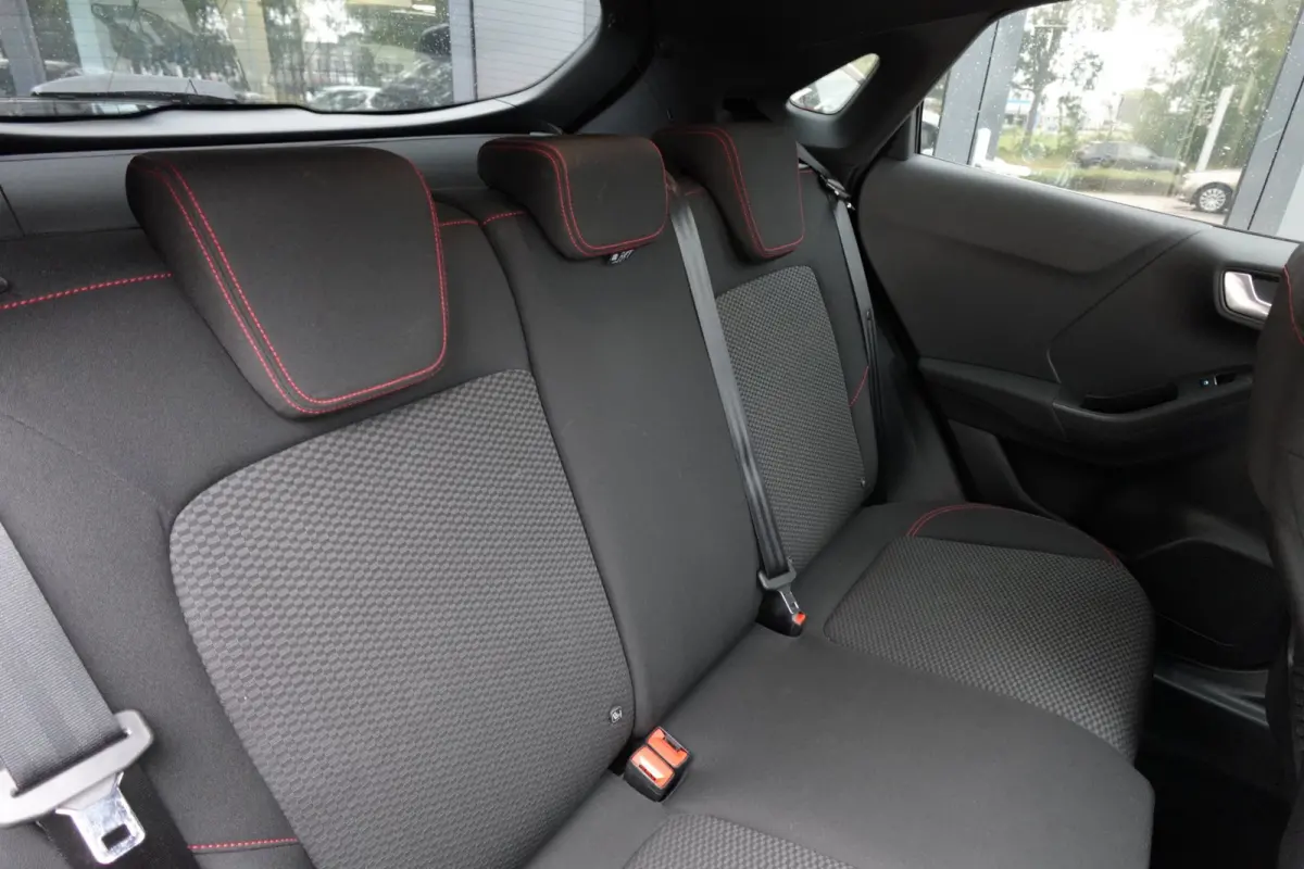 1.0 EcoBoost ST-Line PANO CAM CRUISE
