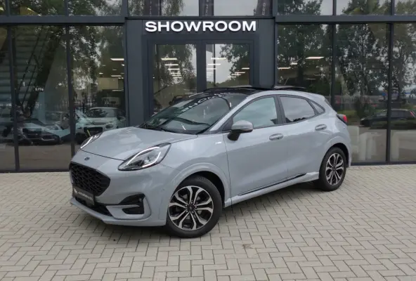 1.0 EcoBoost ST-Line PANO CAM CRUISE