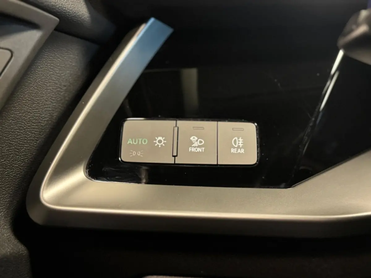 35 TFSI S edition / 3x S-Line / Pano / Virtual / Stoelverwarming / Carplay / DAB