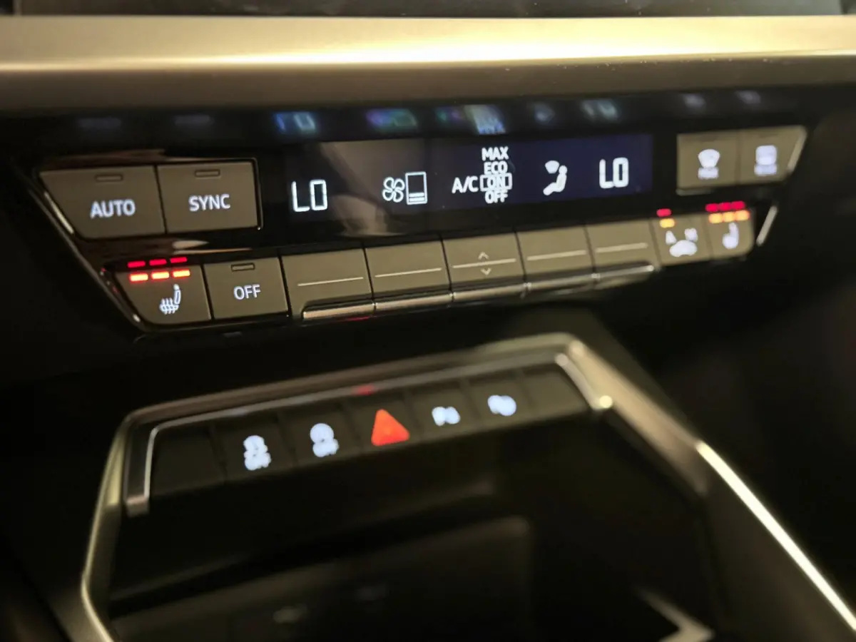 35 TFSI S edition / 3x S-Line / Pano / Virtual / Stoelverwarming / Carplay / DAB
