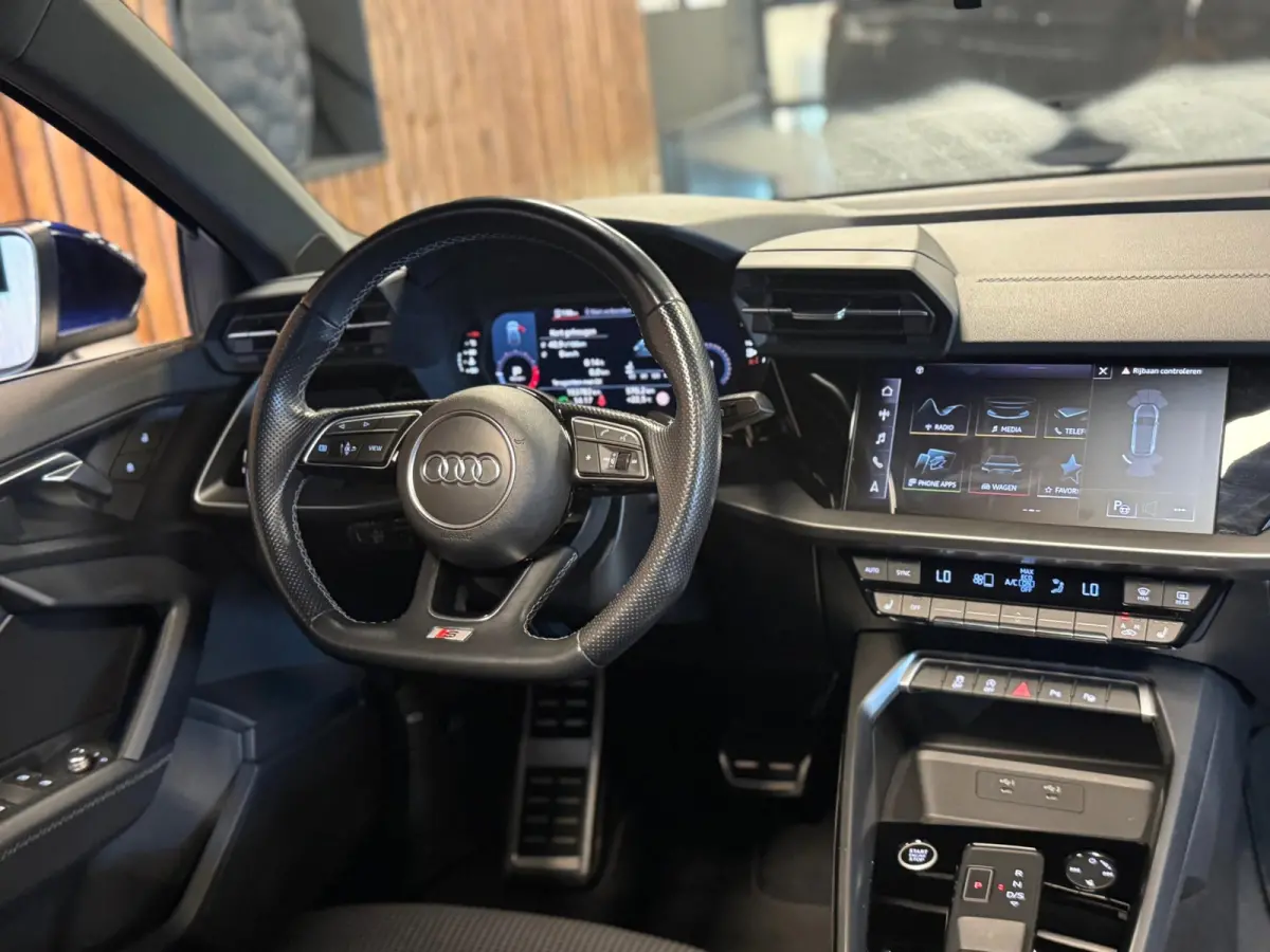 35 TFSI S edition / 3x S-Line / Pano / Virtual / Stoelverwarming / Carplay / DAB
