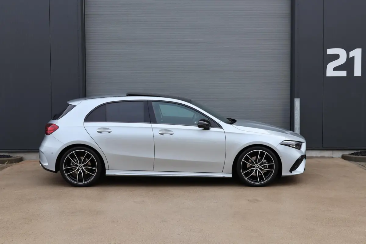 200 AMG Line / Panoramadak / Memory Stoelen / Keyless-Go / 360 Camera / Stuurwielverwarming