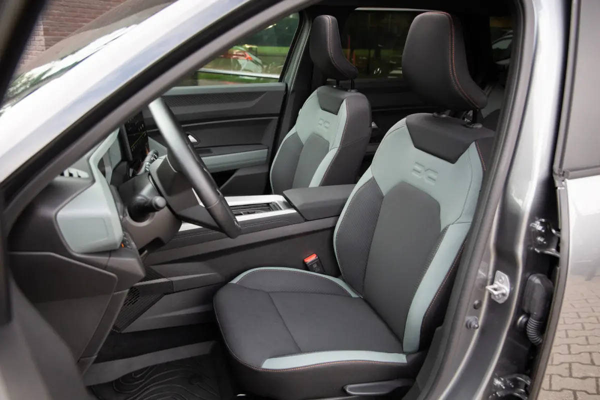 1.8 Hybrid 155 Extreme , Pack Winter, Pano, Adap. Cruise, SOH 98,5%
