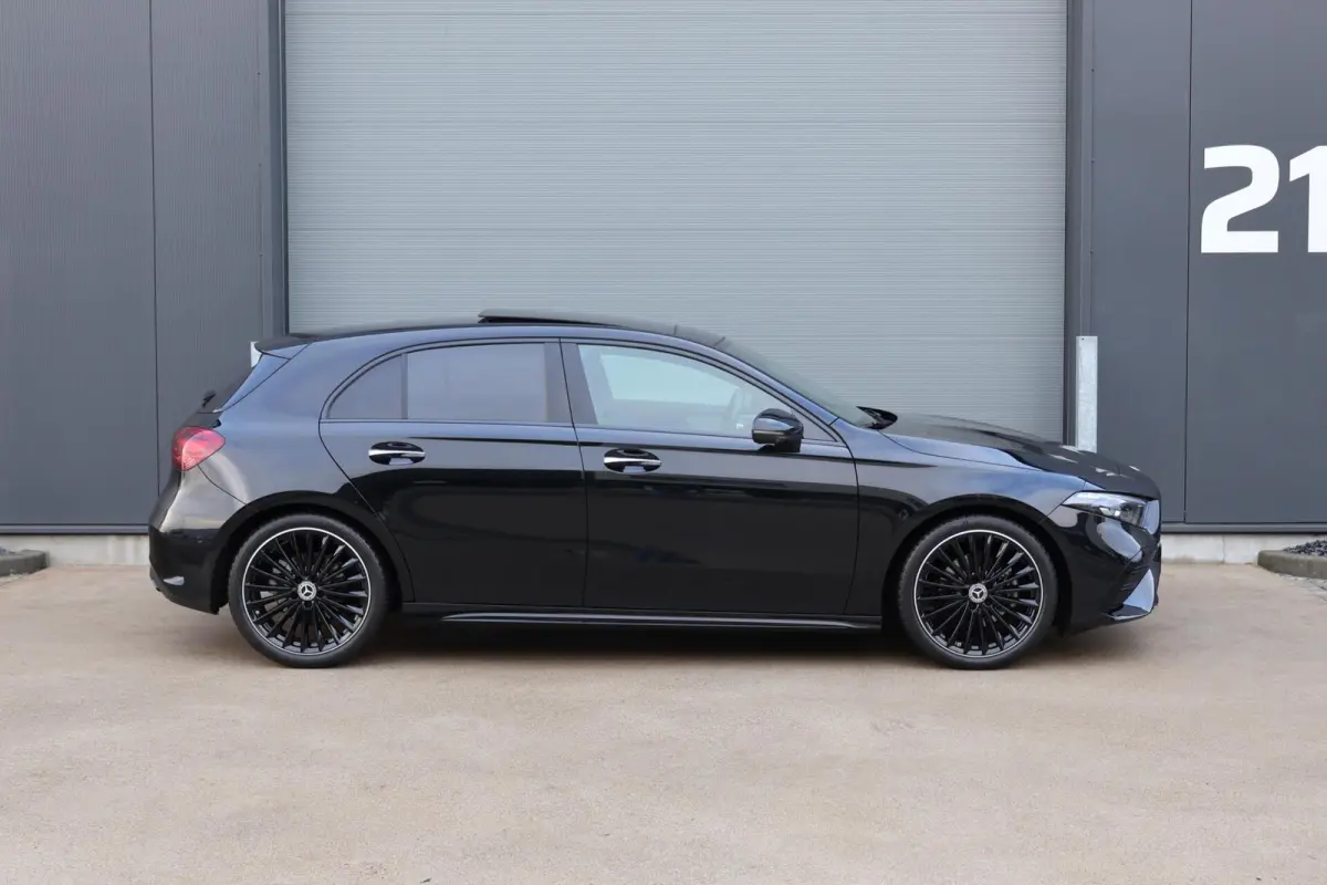 200 AMG Line / Panoramadak / Burmester Surround / Keyless-Go / 360 Camera / Stuurwielverwarming / Special Edition