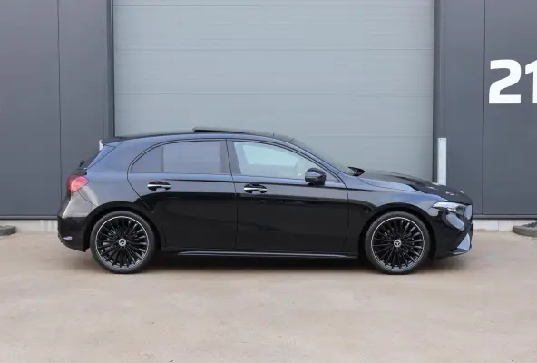 200 AMG Line / Panoramadak / Burmester Surround / Keyless-Go / 360 Camera / Stuurwielverwarming / Special Edition