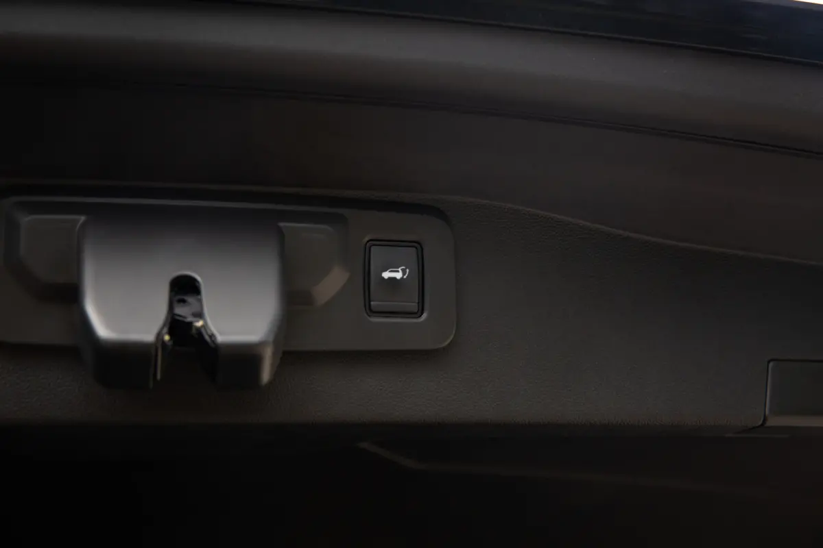 1.2 E-Tech full hybrid 200 esprit Alpine , Adap. cruise, Voorruitverwarming, Achteruitrijcamera,