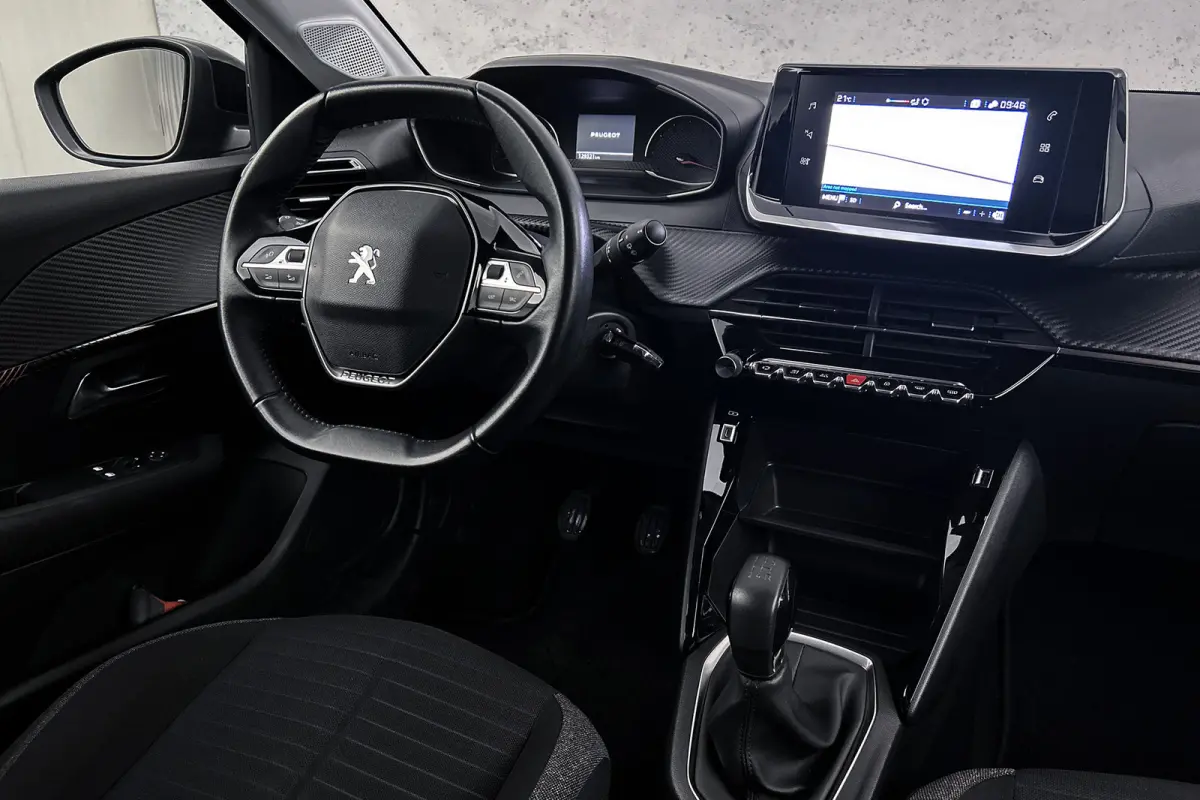 1.2 PureTech Blue Lease Active | Cruise control | Apple Carplay