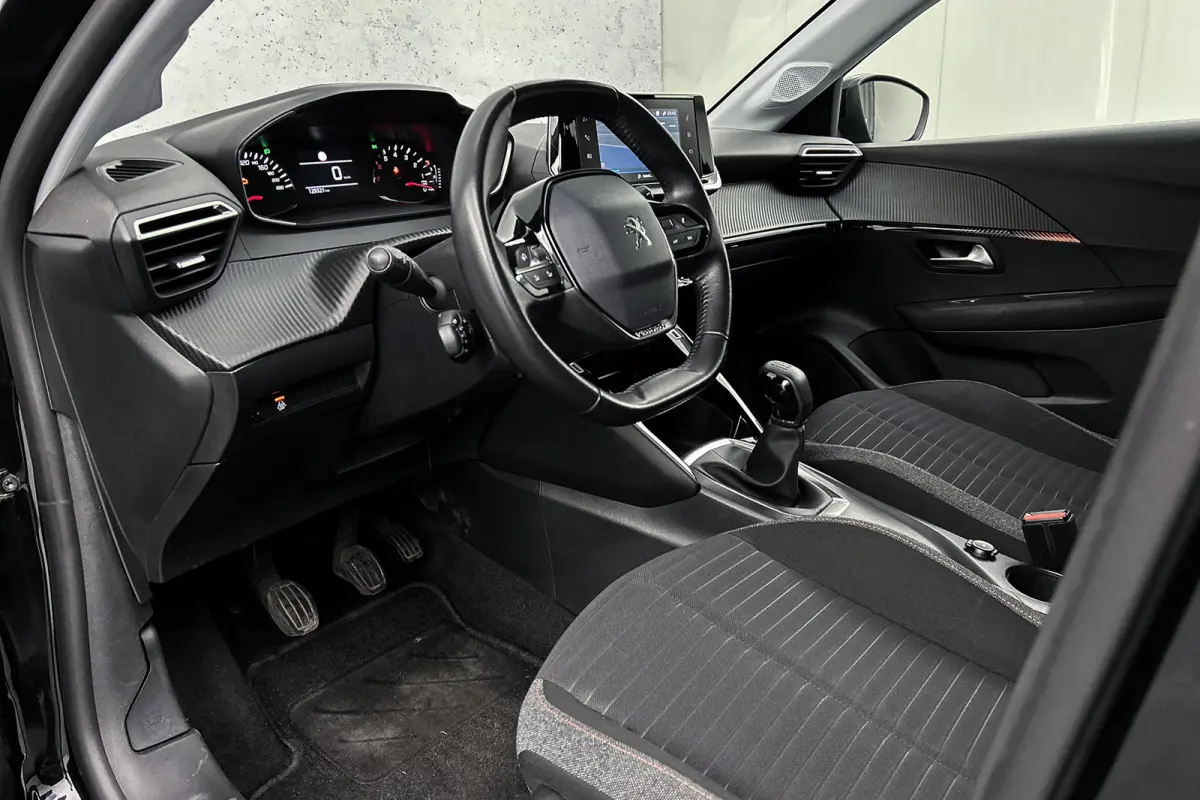 1.2 PureTech Blue Lease Active | Cruise control | Apple Carplay