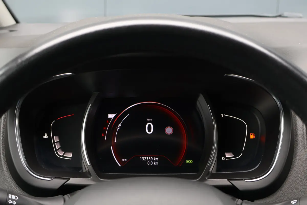 1.3 TCe Limited Automaat | Trekhaak | Stoelverwarming | Camera | Keyless | Apple Carplay / Android Auto | 20 Inch
