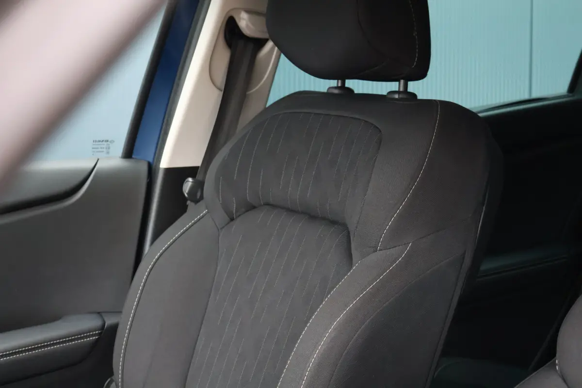 1.3 TCe Limited Automaat | Trekhaak | Stoelverwarming | Camera | Keyless | Apple Carplay / Android Auto | 20 Inch