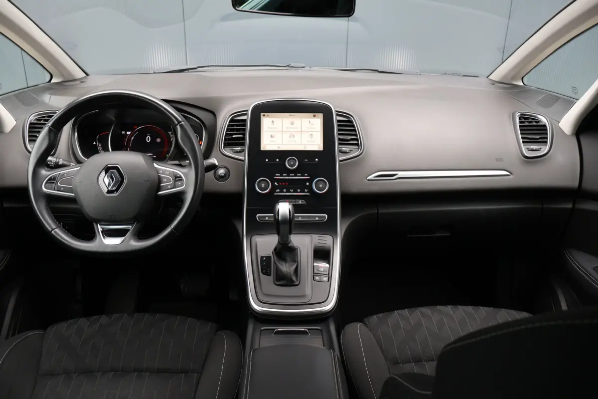 1.3 TCe Limited Automaat | Trekhaak | Stoelverwarming | Camera | Keyless | Apple Carplay / Android Auto | 20 Inch