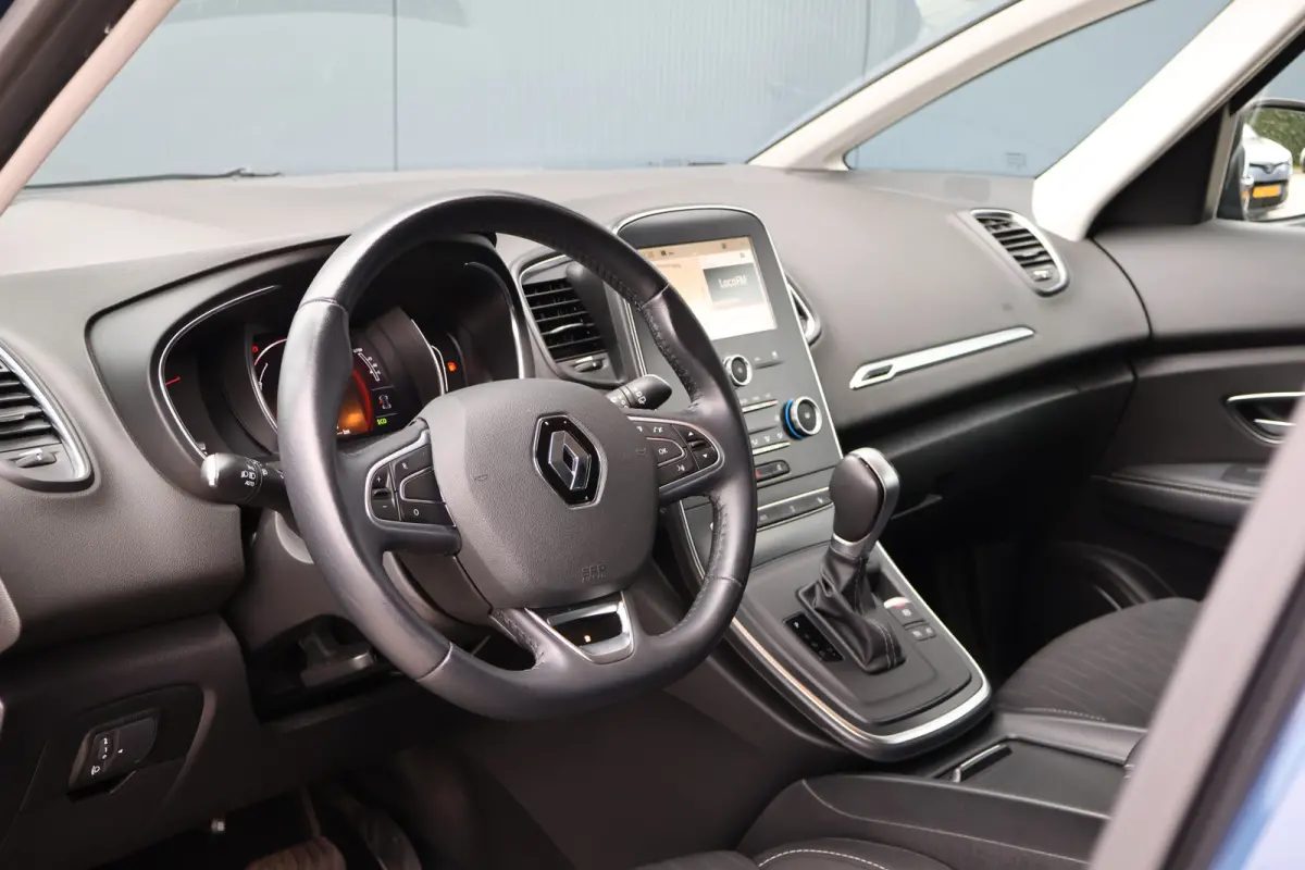 1.3 TCe Limited Automaat | Trekhaak | Stoelverwarming | Camera | Keyless | Apple Carplay / Android Auto | 20 Inch