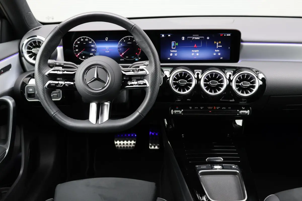 200 AMG Line / Special Edition / Night Pakket / Soundsystem / Stuurwielverwarming