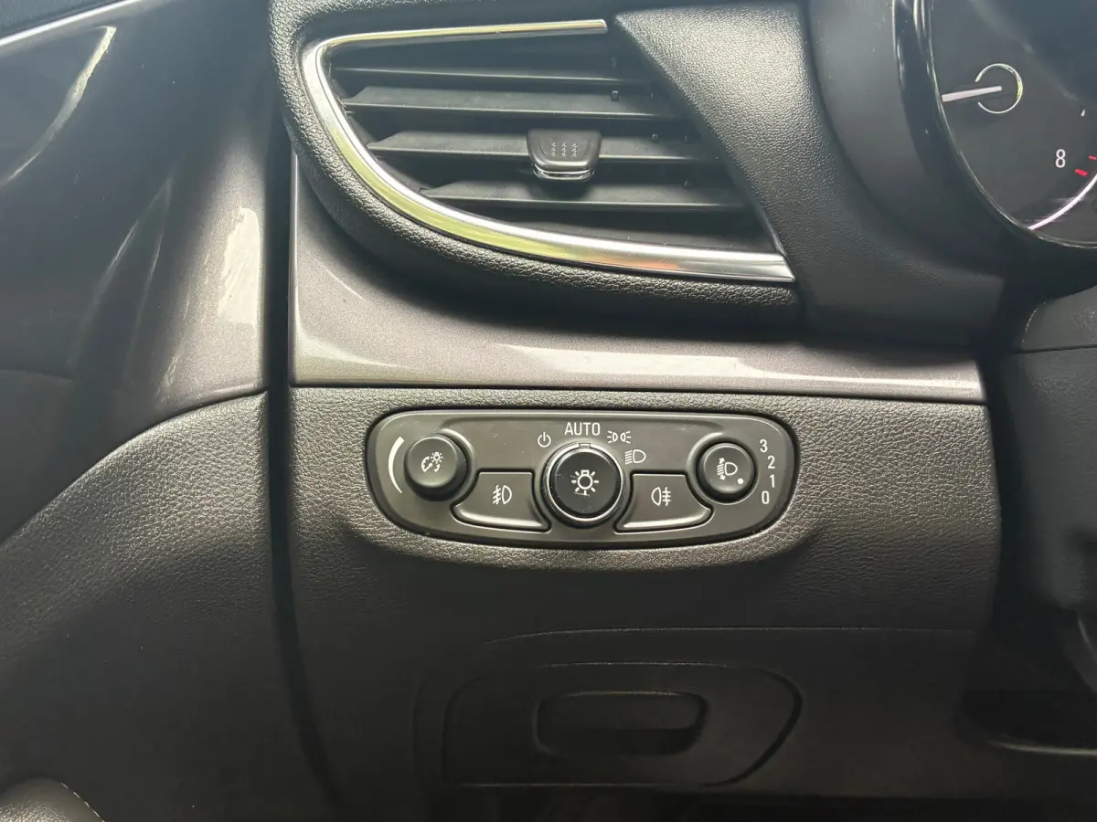 1.4 Turbo Innovation | Automaat + Bom vol nu € 12.975!!!