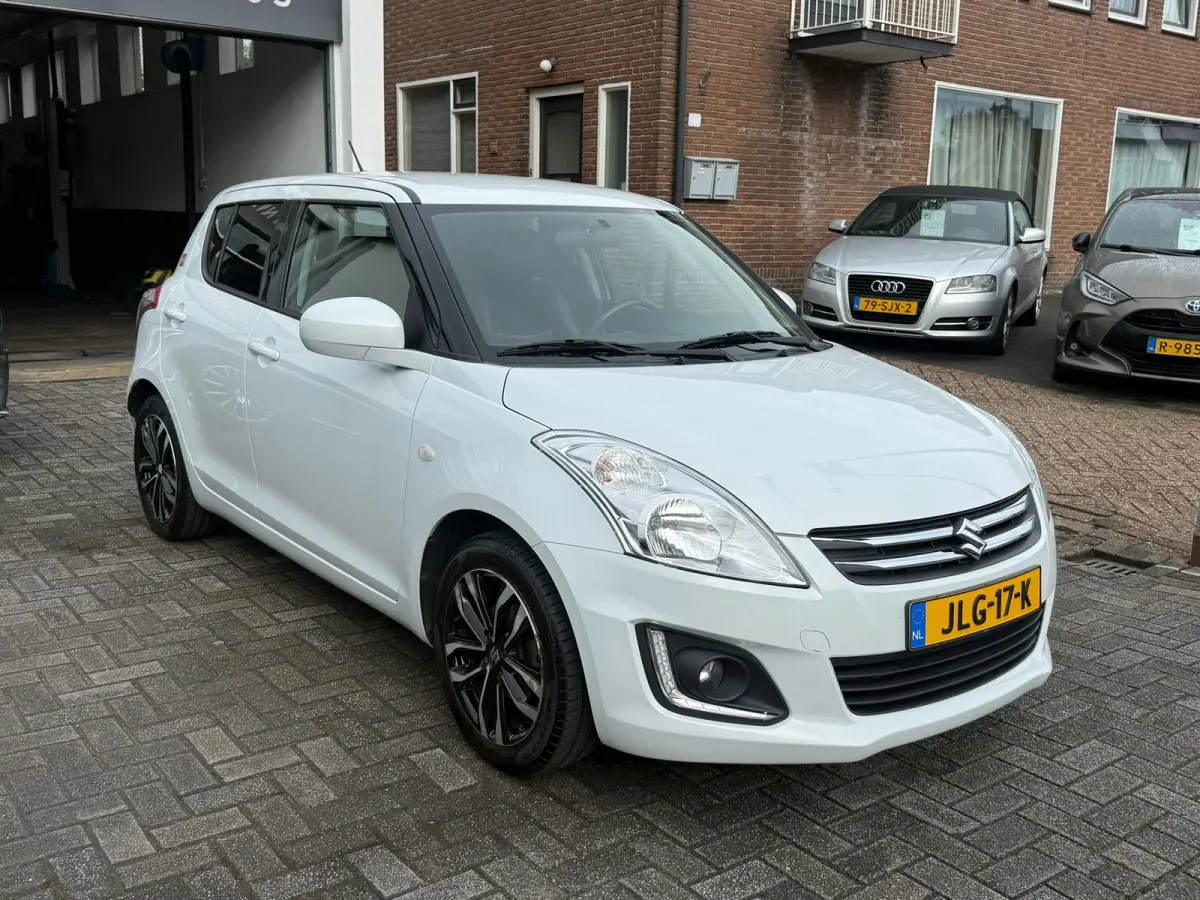 1.2 Bandit EASSS, Trekhaak,Stoelverwarming,Airco,L.M.Velgen,Extra getint glas