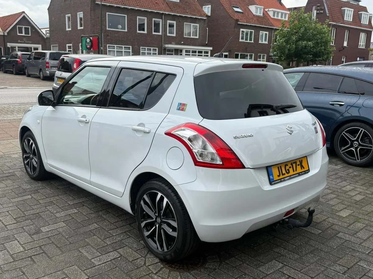 1.2 Bandit EASSS, Trekhaak,Stoelverwarming,Airco,L.M.Velgen,Extra getint glas
