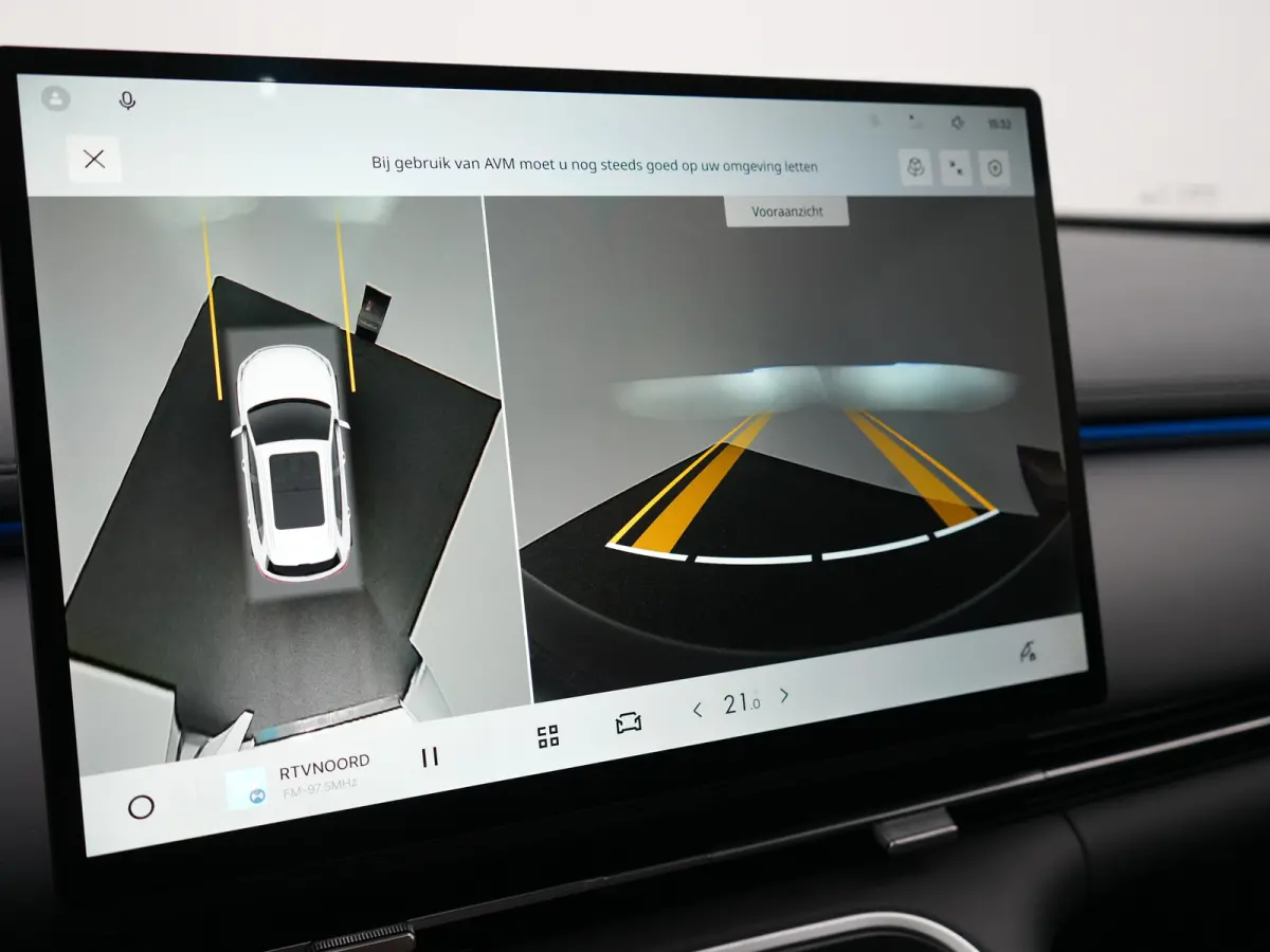 1.5 Max+ 29,8 kWh | 136km WLTP | Full Options | Panoramadak | Flyme Audio | 360° Camera |