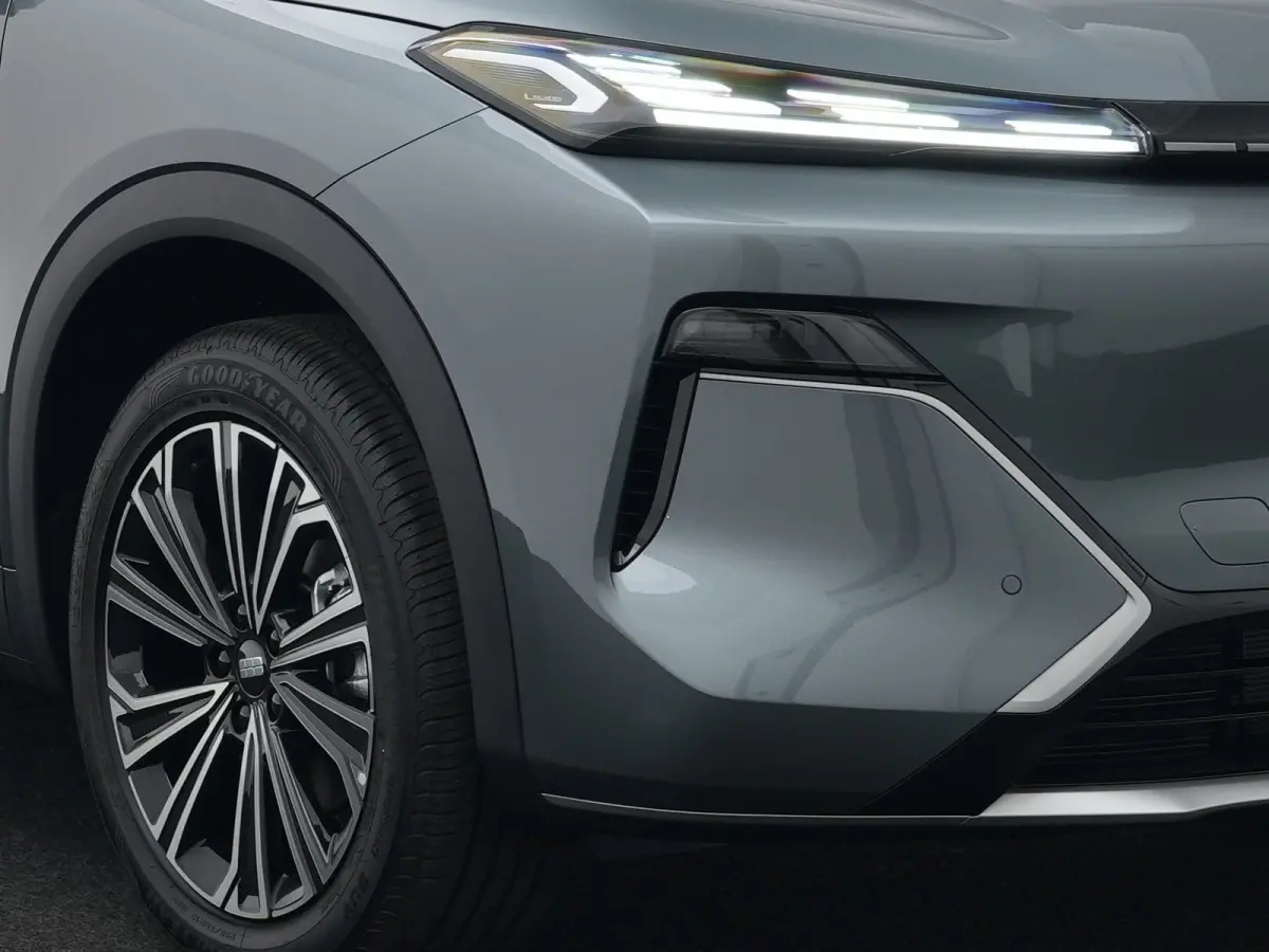 1.5 Max+ 29,8 kWh | 136km WLTP | Full Options | Panoramadak | Flyme Audio | 360° Camera |
