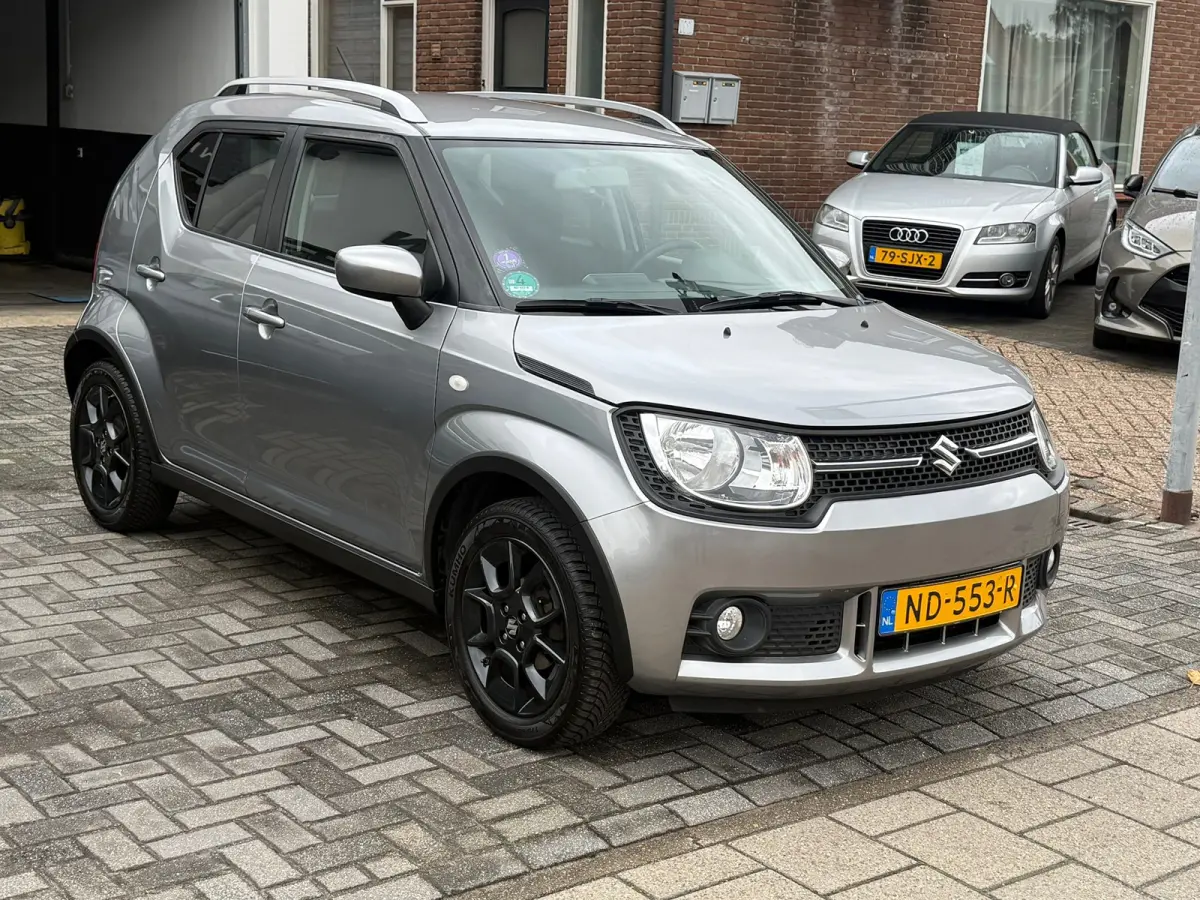 1.2 Select Intro,Navigatie, Stoelverwarming,L.M.Velgen,Airco,Dakrails
