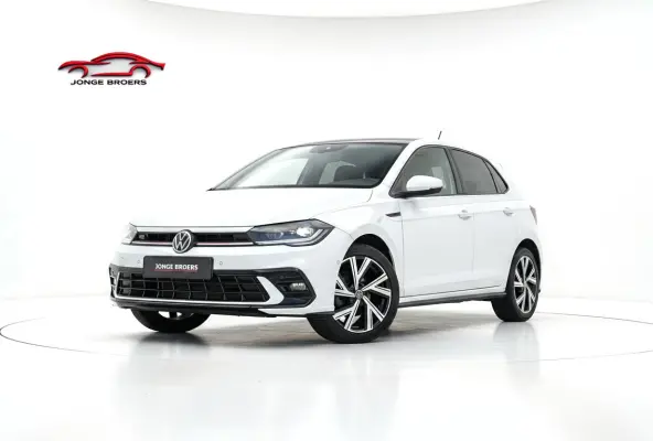 1.0 TSI R-Line Business Pano/Keyless/Beats/Camera/iQ-lights