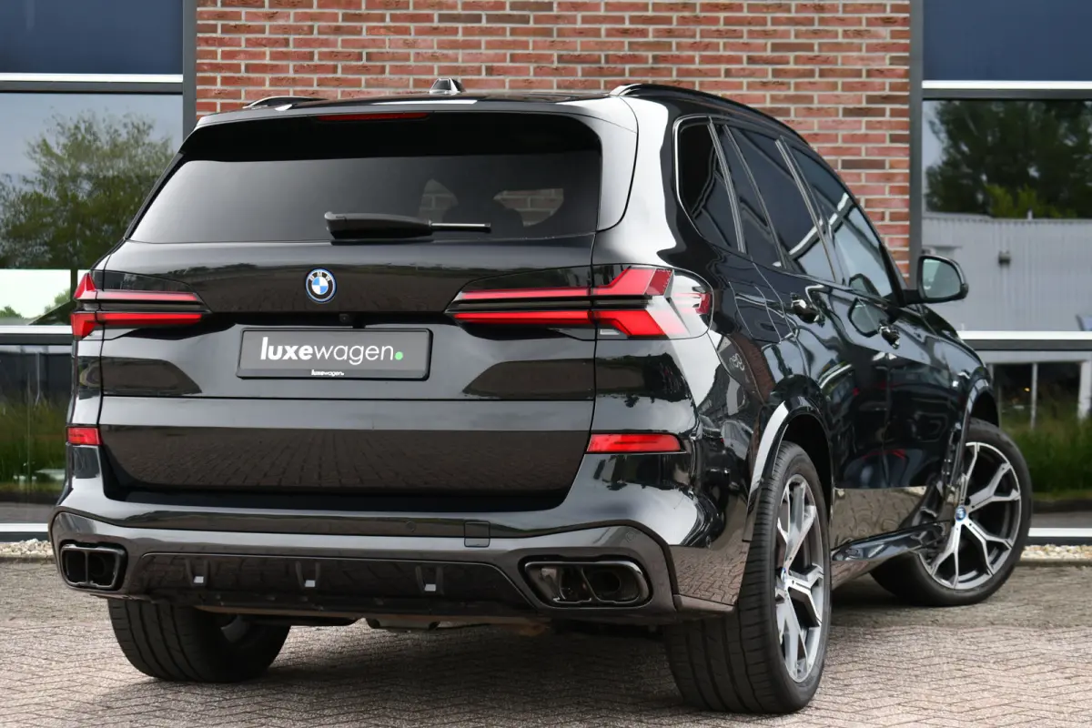 xDrive50e M-Sport Skylounge Comf-stoel ACC 360 HUD H/K 21inch