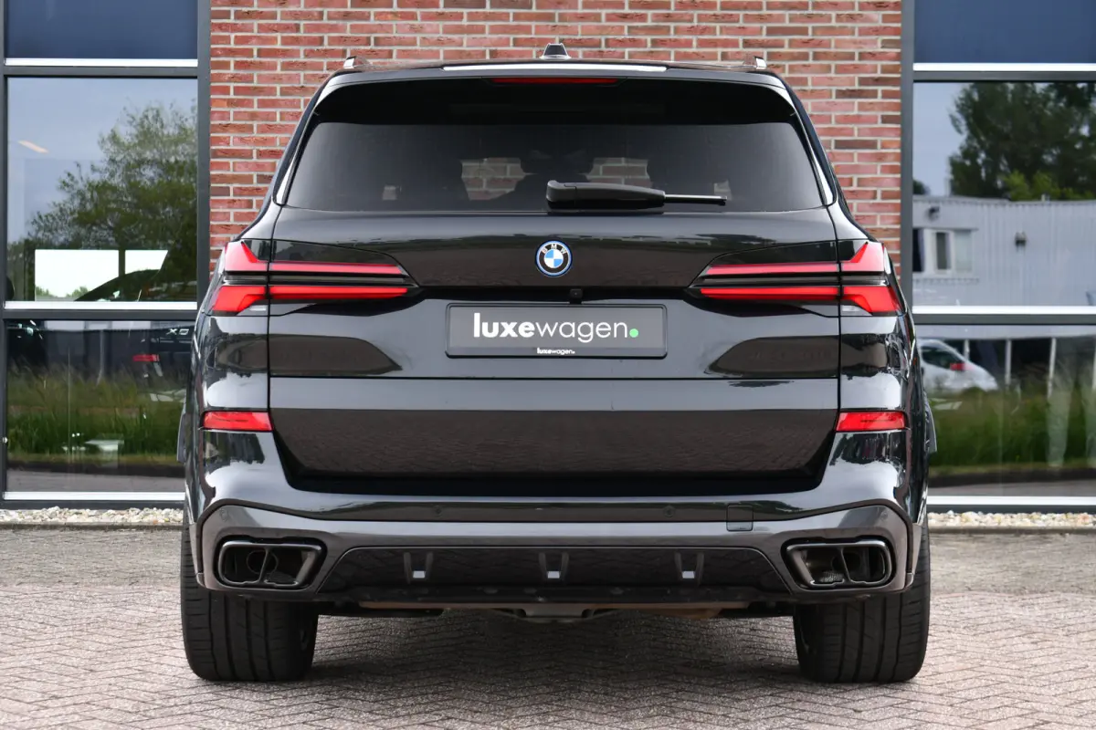 xDrive50e M-Sport Skylounge Comf-stoel ACC 360 HUD H/K 21inch