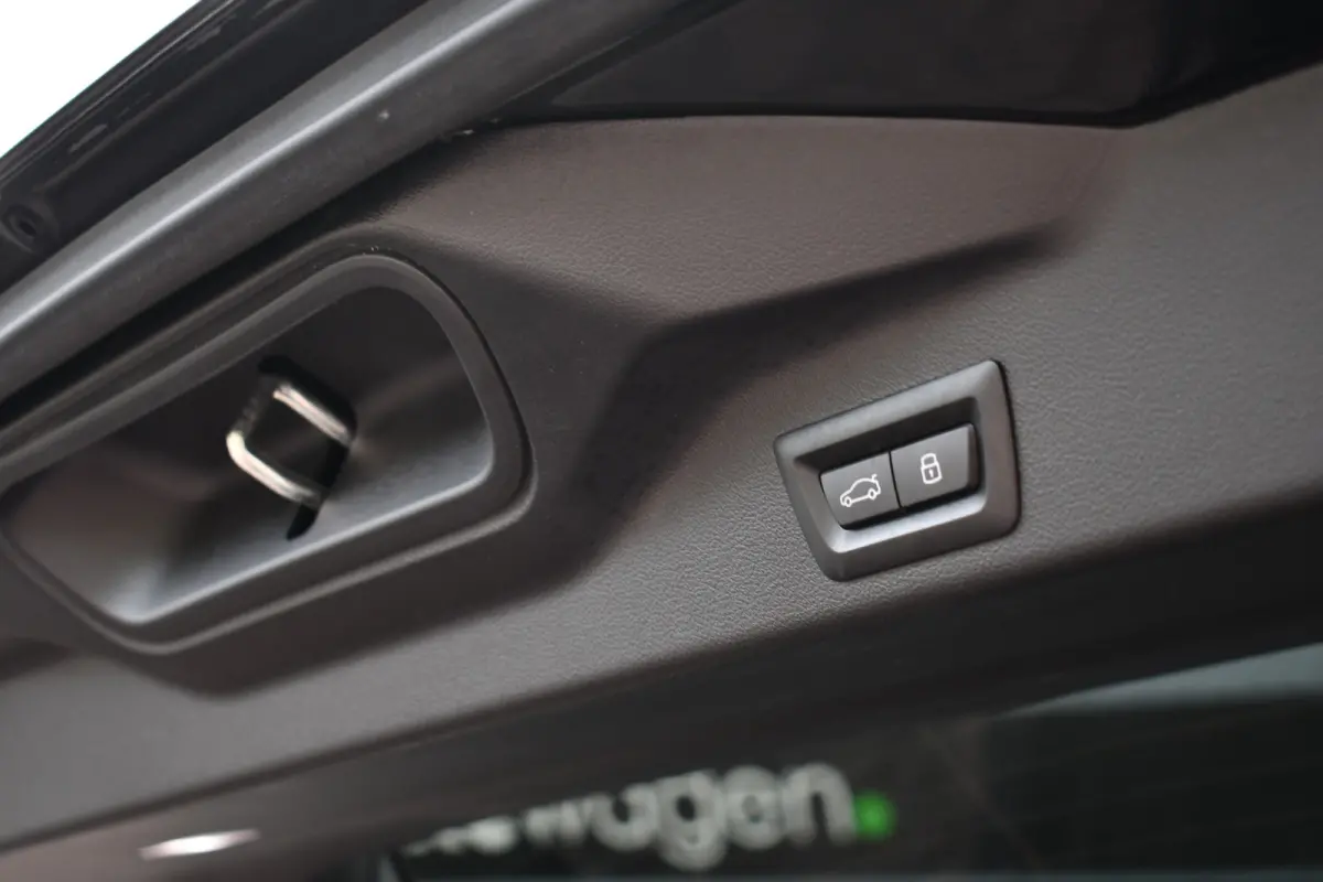 xDrive50e M-Sport Skylounge Comf-stoel ACC 360 HUD H/K 21inch