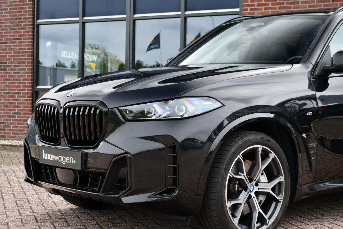 xDrive50e M-Sport Skylounge Comf-stoel ACC 360 HUD H/K 21inch