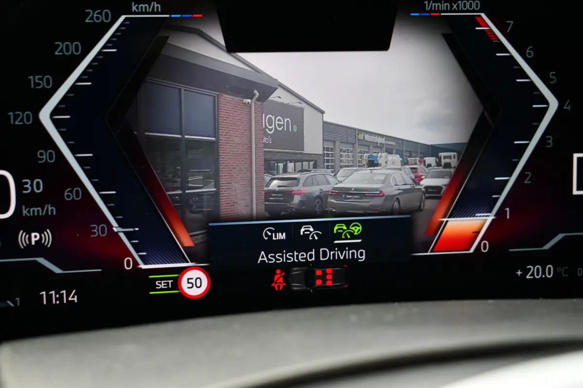 xDrive50e M-Sport Skylounge Comf-stoel ACC 360 HUD H/K 21inch