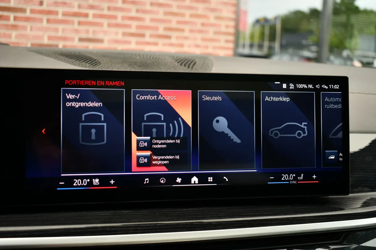 xDrive50e M-Sport Skylounge Comf-stoel ACC 360 HUD H/K 21inch