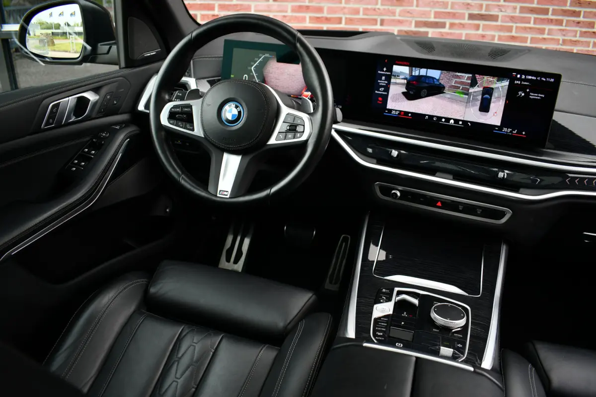 xDrive50e M-Sport Skylounge Comf-stoel ACC 360 HUD H/K 21inch