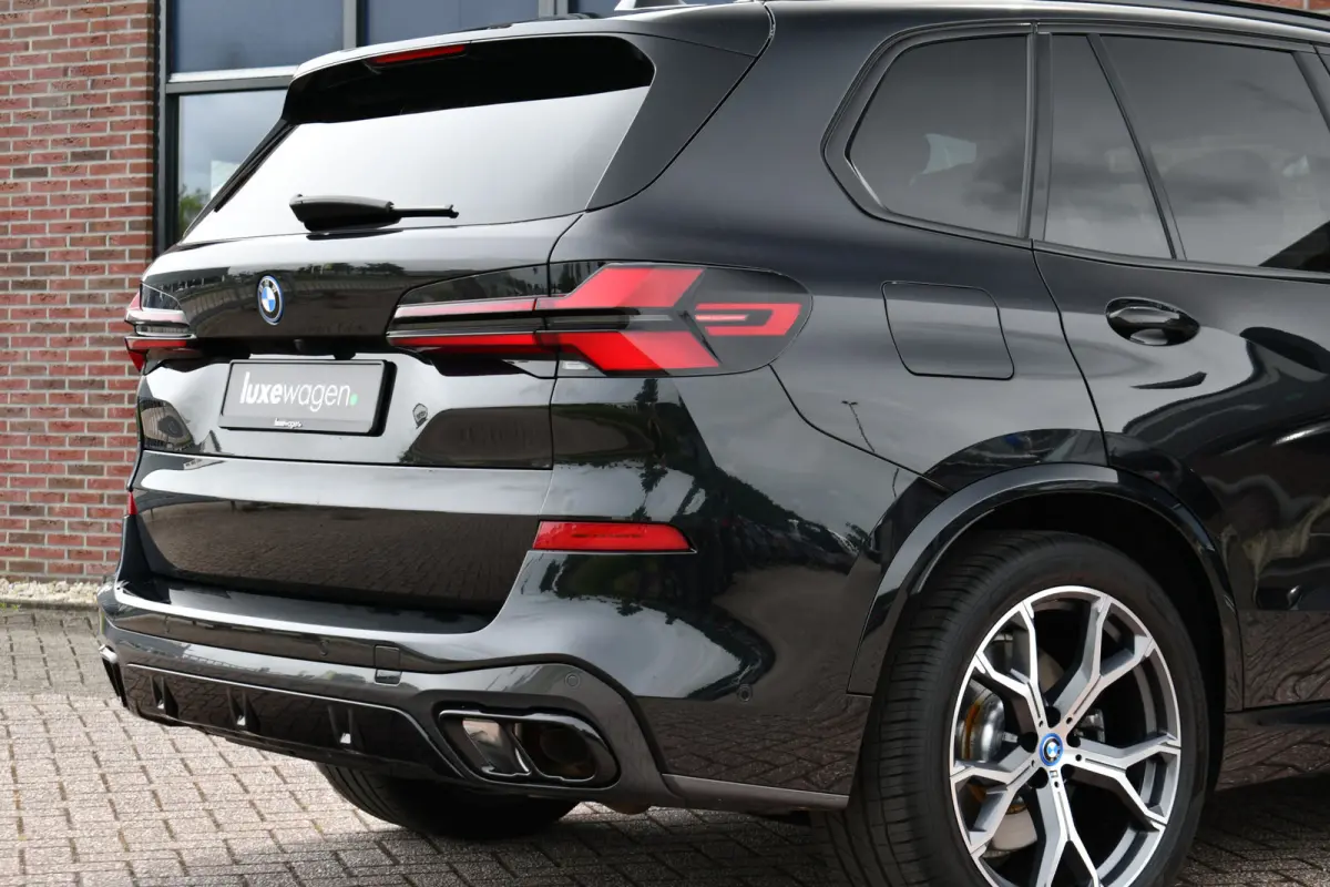 xDrive50e M-Sport Skylounge Comf-stoel ACC 360 HUD H/K 21inch