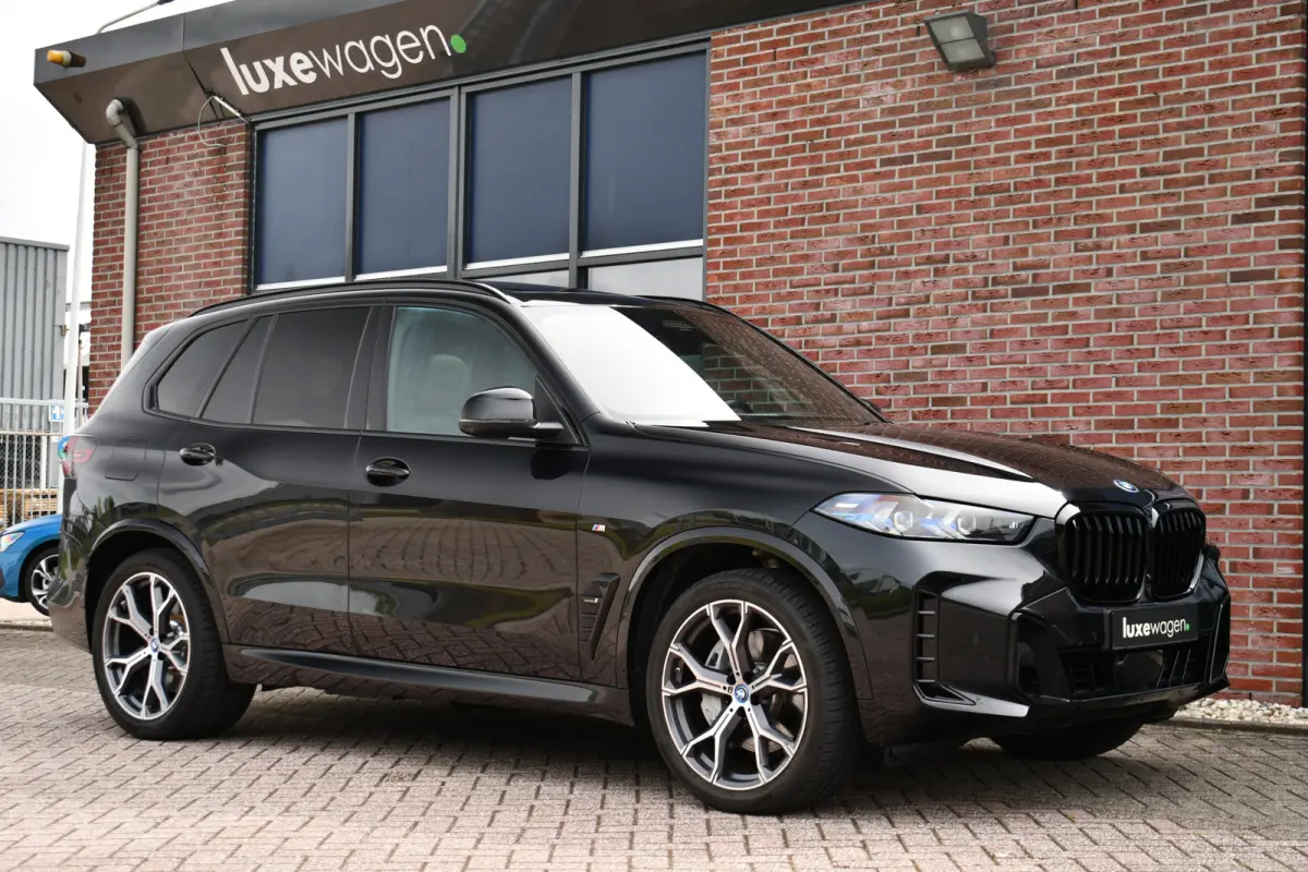 xDrive50e M-Sport Skylounge Comf-stoel ACC 360 HUD H/K 21inch
