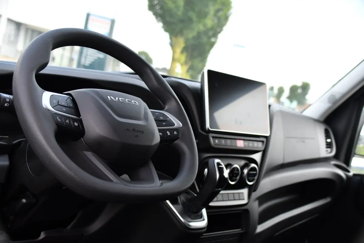 35S18 L2H2 PB Edition FACELIFT! Virtual, Adaptieve Cruise, Camera, Carplay, Automaat, 3500kg Trekhaak, Sensoren, 180pk, Multimedia, Uniek!