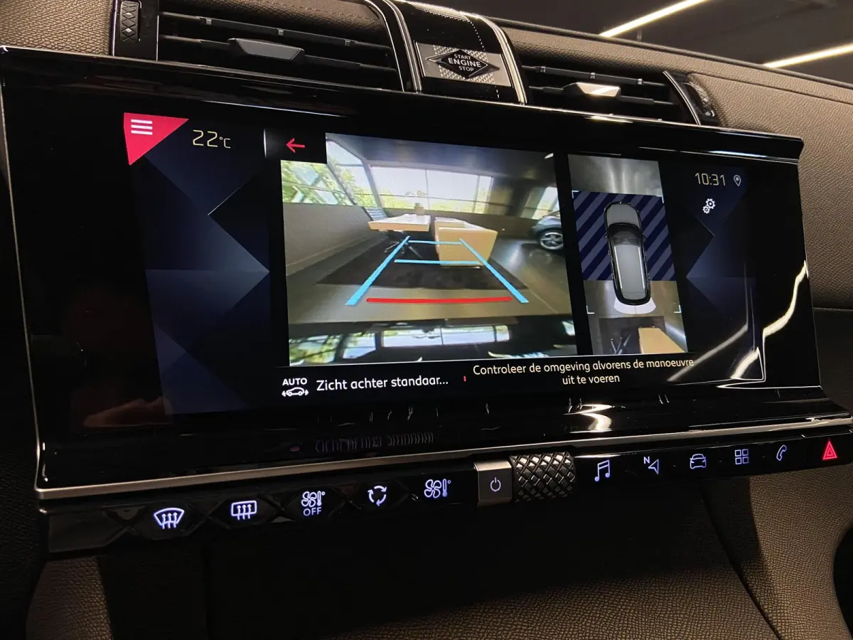 1.5 BlueHDI So Chic | Automaat | Navigatie | Camera