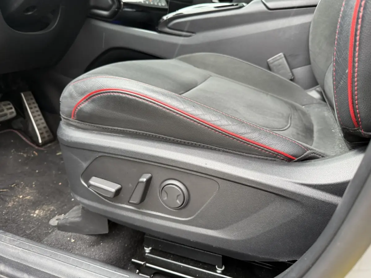 1.6 T-GDI PHEV N-Line Sky | 25dkm! | Pano | Memory | Full option