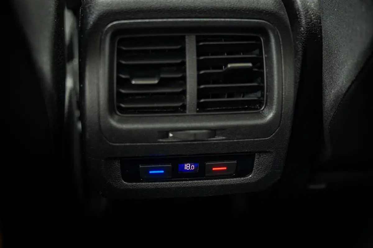 1.6 TDI SCR Comfortline 7p |Nap |Camera
