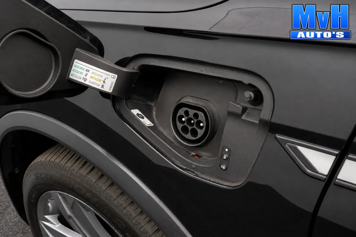 1.4 TSI PHEV R-Line|PANO|STOEL/STUUR.VERW|SOH97%