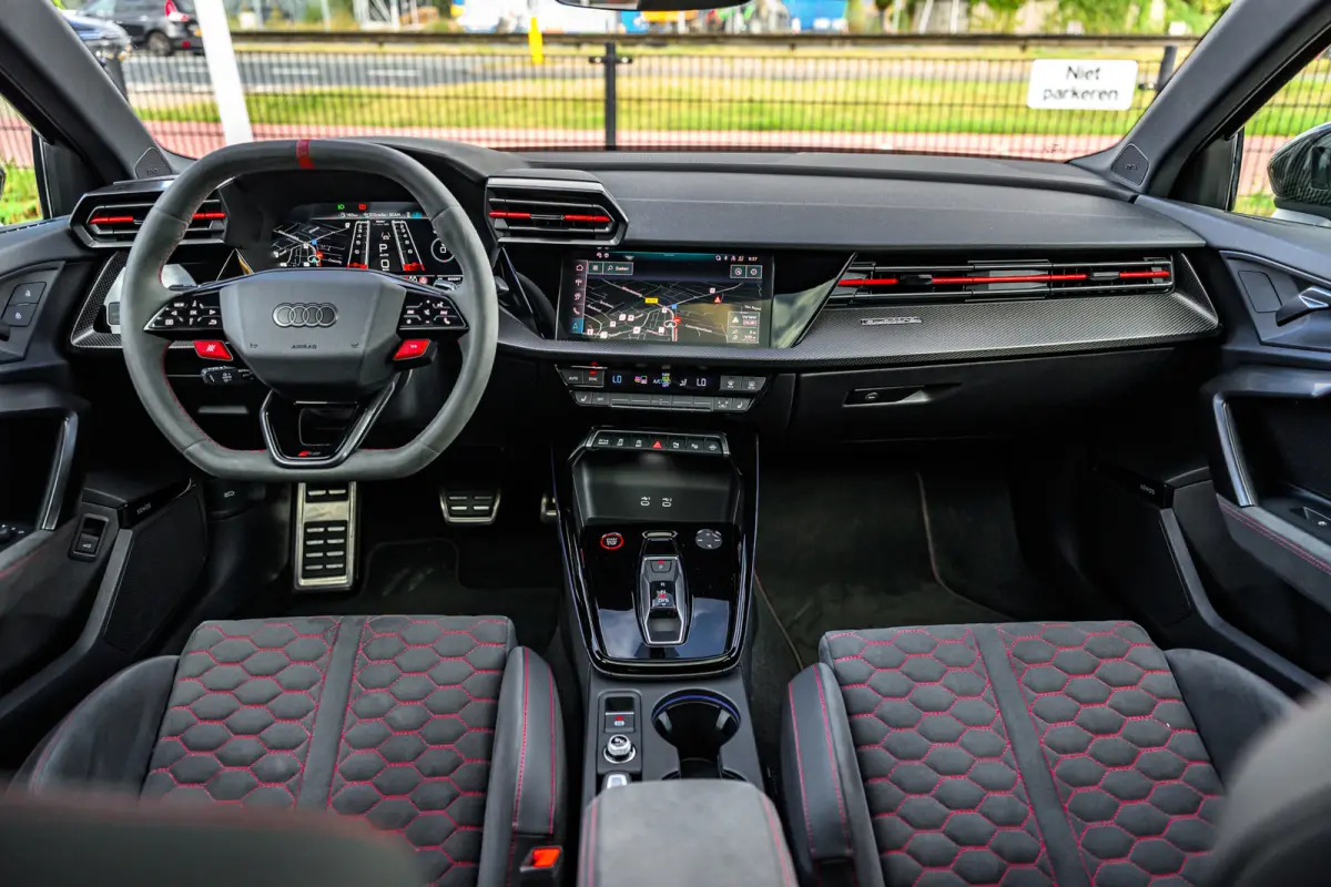 2.5 TFSI RS 3 quattro Pano/Schaalstoelen/Carbon/HuD