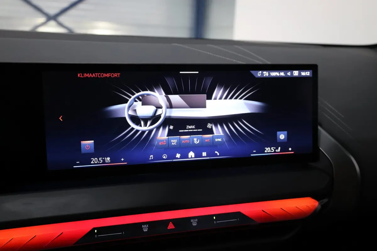 M50 Xdrive 398PK M-PERFORMANCE/M-SPORT PRO/PANO/HARMAN KARDON/HEAD-UP/360° CAMERA/21" LMV/ACC/ECC/FABRIEKSGARANTIE!