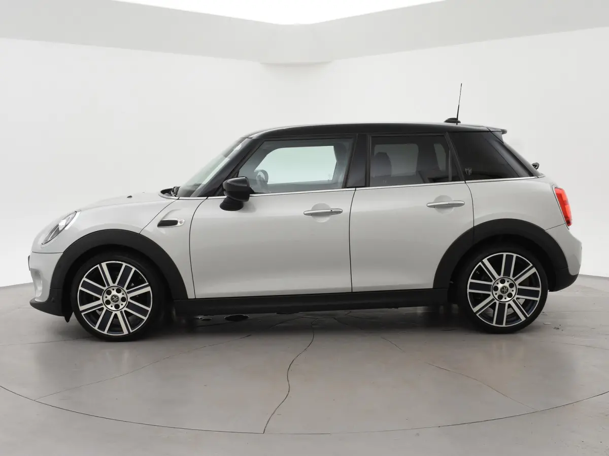 1.5 COOPER AUT. + LEDER | UNION JACK LED | HARMAN/KARDON | MINI YOURS | APPLE CARPLAY