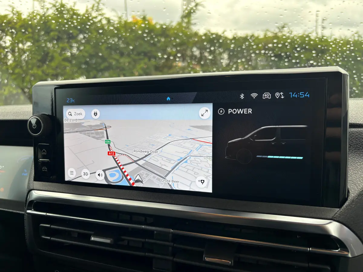 EV L2 75 kWh Dynamic By Revolve | Betimmering | Camera | Stoelverwarming | Cruise Control | Navi | CLimate | Leder | Sidesteps | LED | Keyless